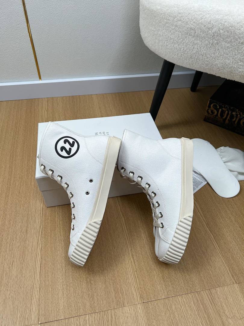 Ma1s0n Marg*e1a Sneakers