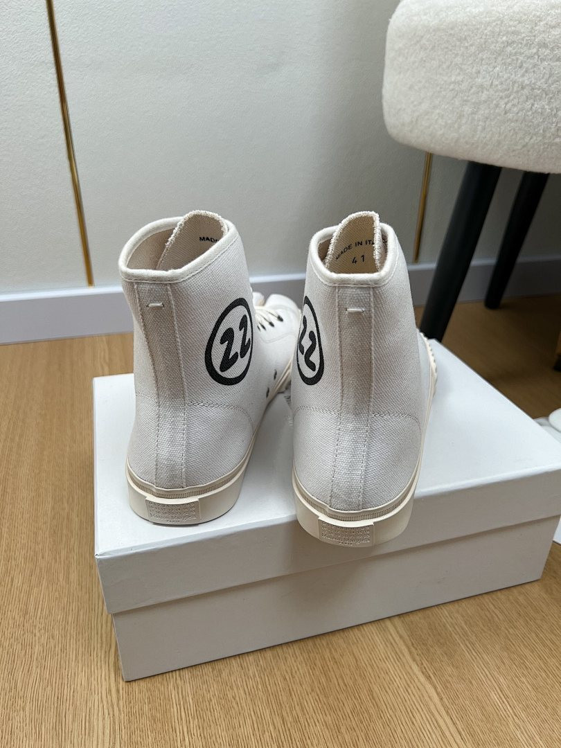 Ma1s0n Marg*e1a Sneakers