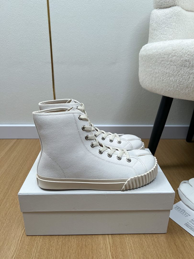 Ma1s0n Marg*e1a Sneakers