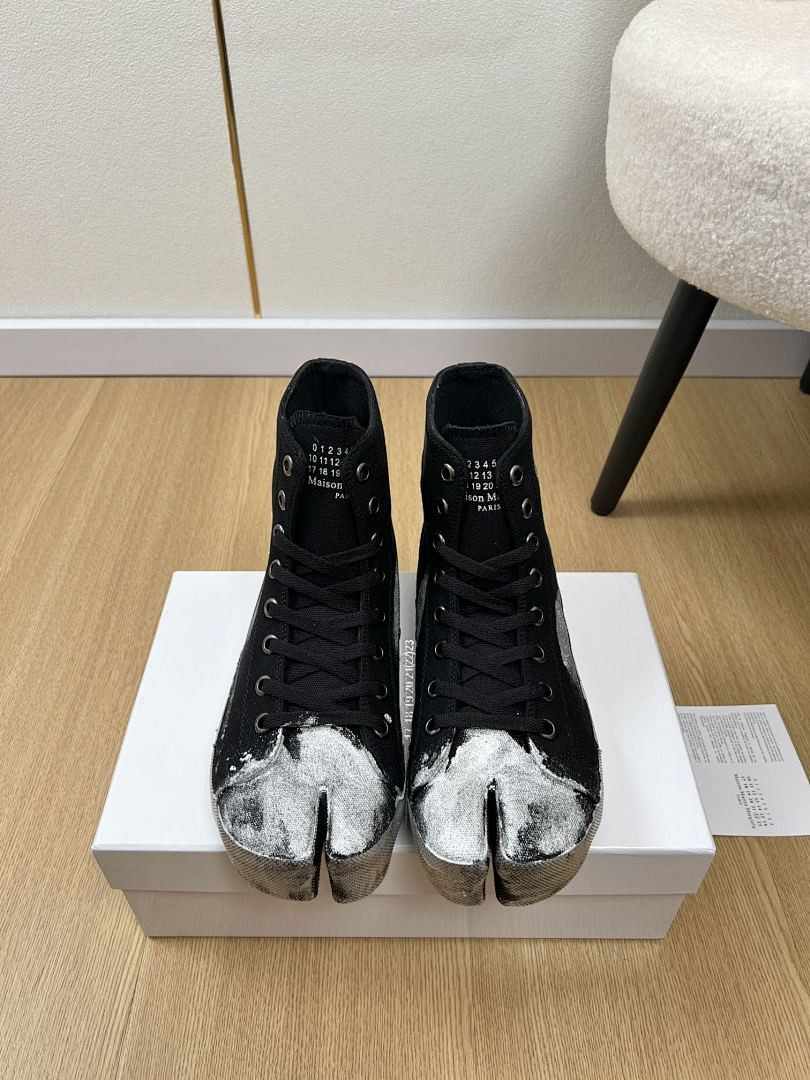 Ma1s0n Marg*e1a Sneakers