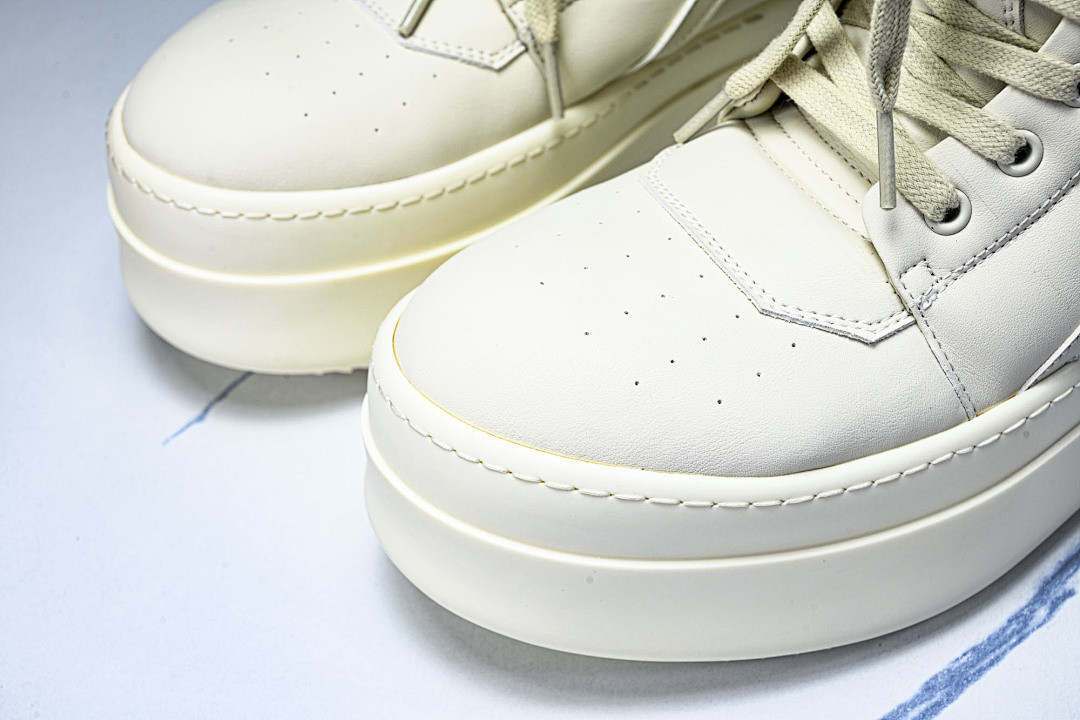 RO Sneakers