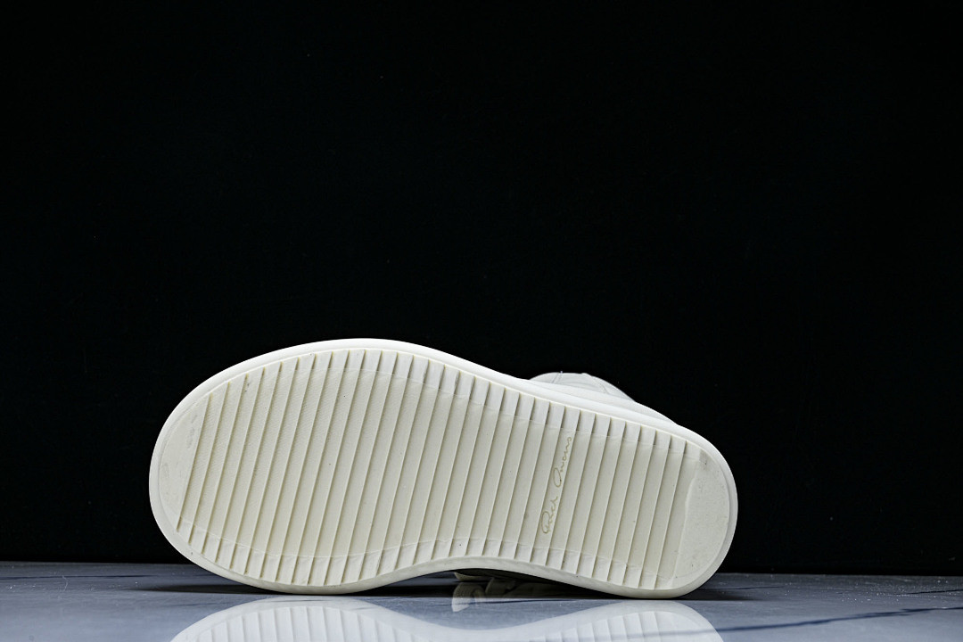 RO Sneakers