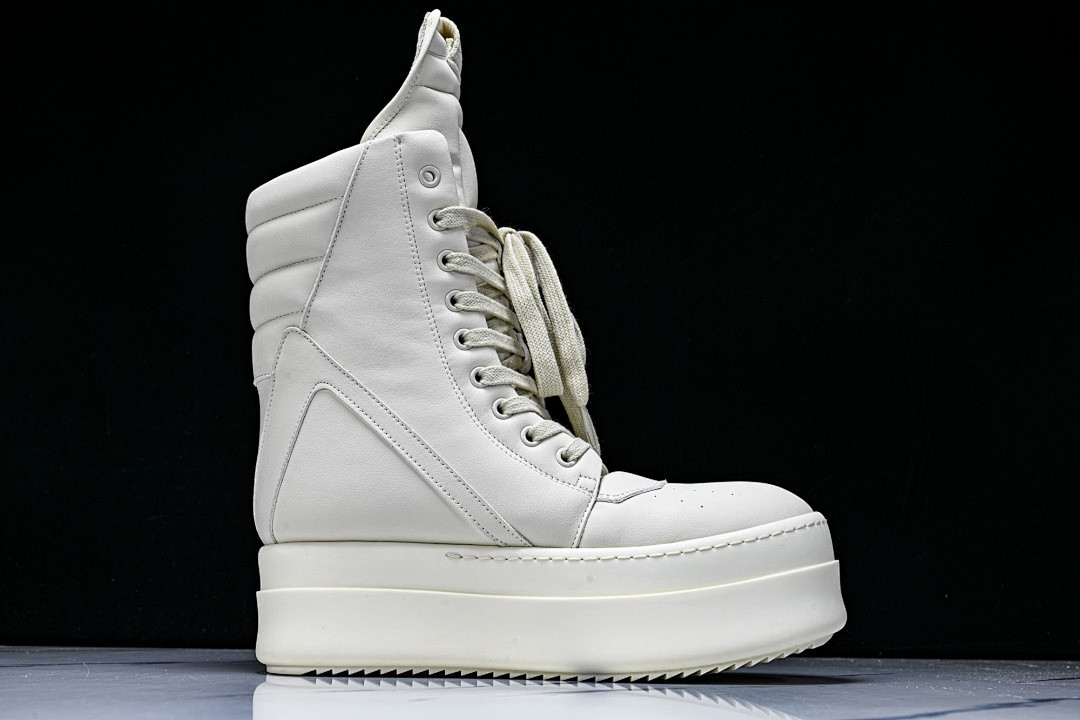 RO Sneakers