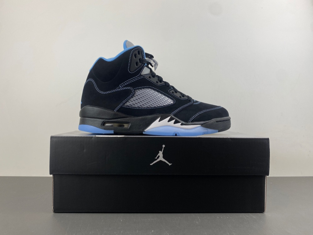Air Jordan 5 Retro 2026
