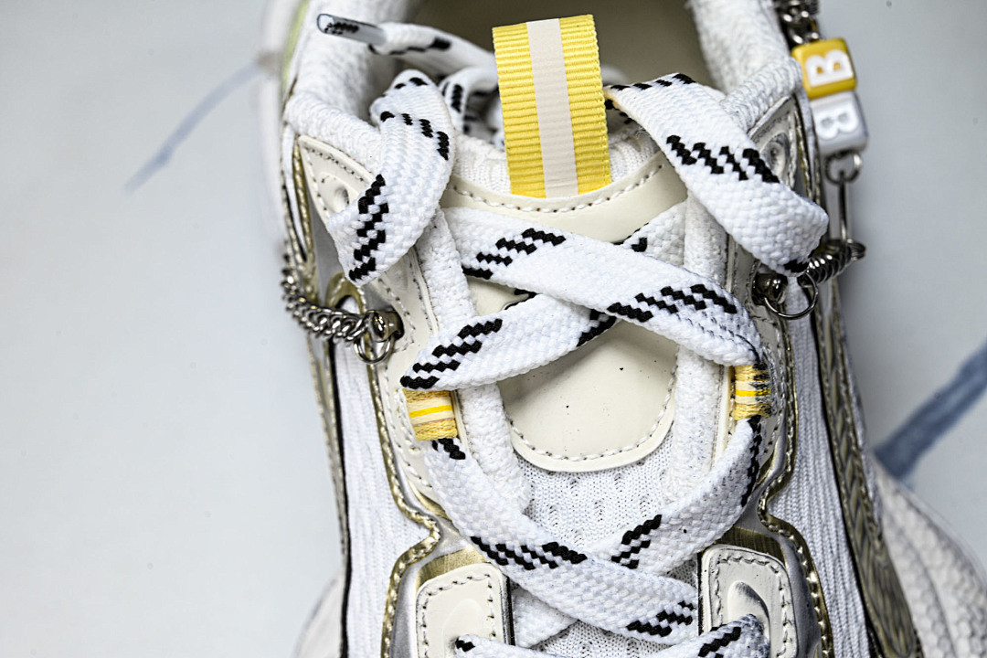 Ba1en*iaga Sneaker 3XL