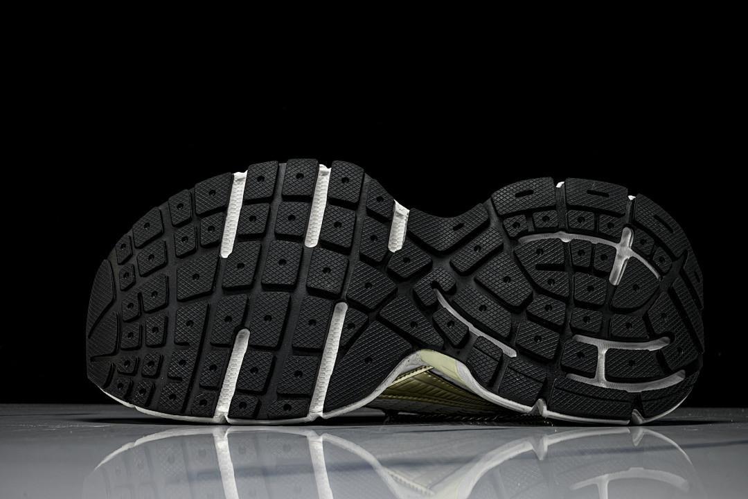Ba1en*iaga Sneaker 3XL
