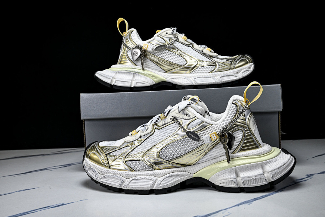 Ba1en*iaga Sneaker 3XL