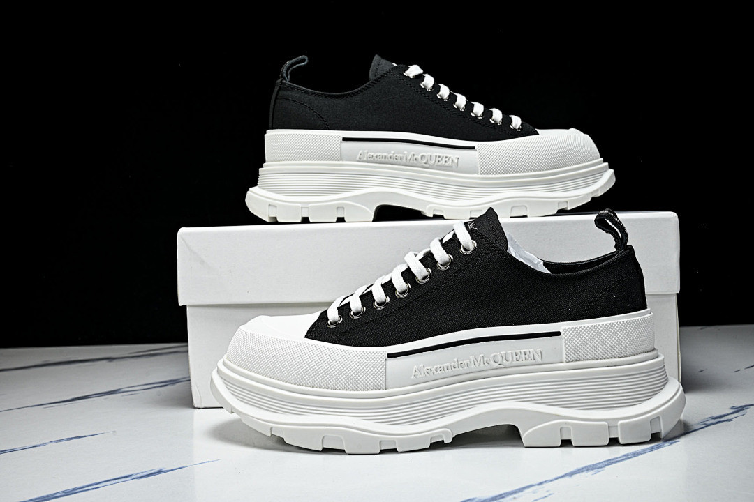 MQ Sneakers