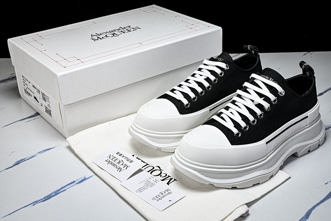 MQ Sneakers