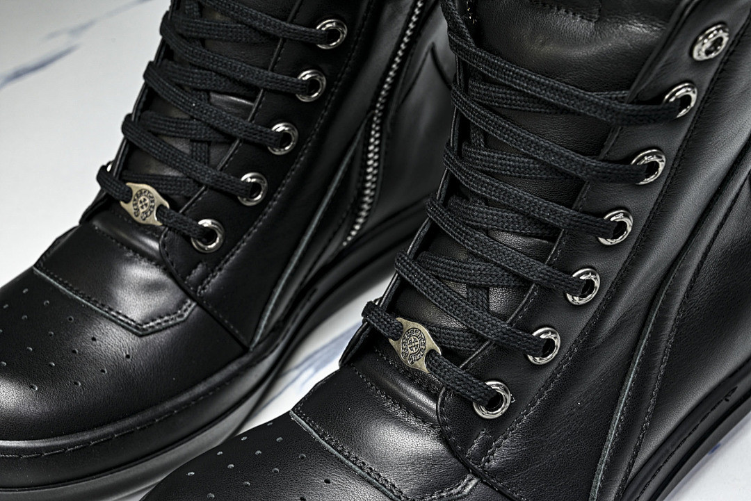 RO Sneakers