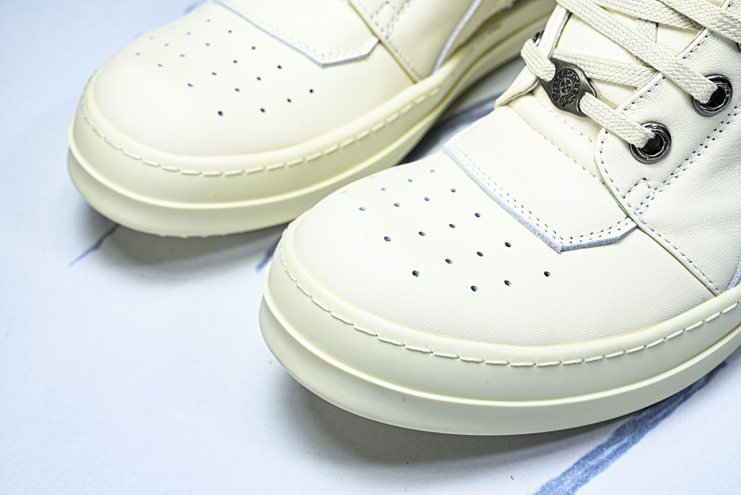 RO Sneakers