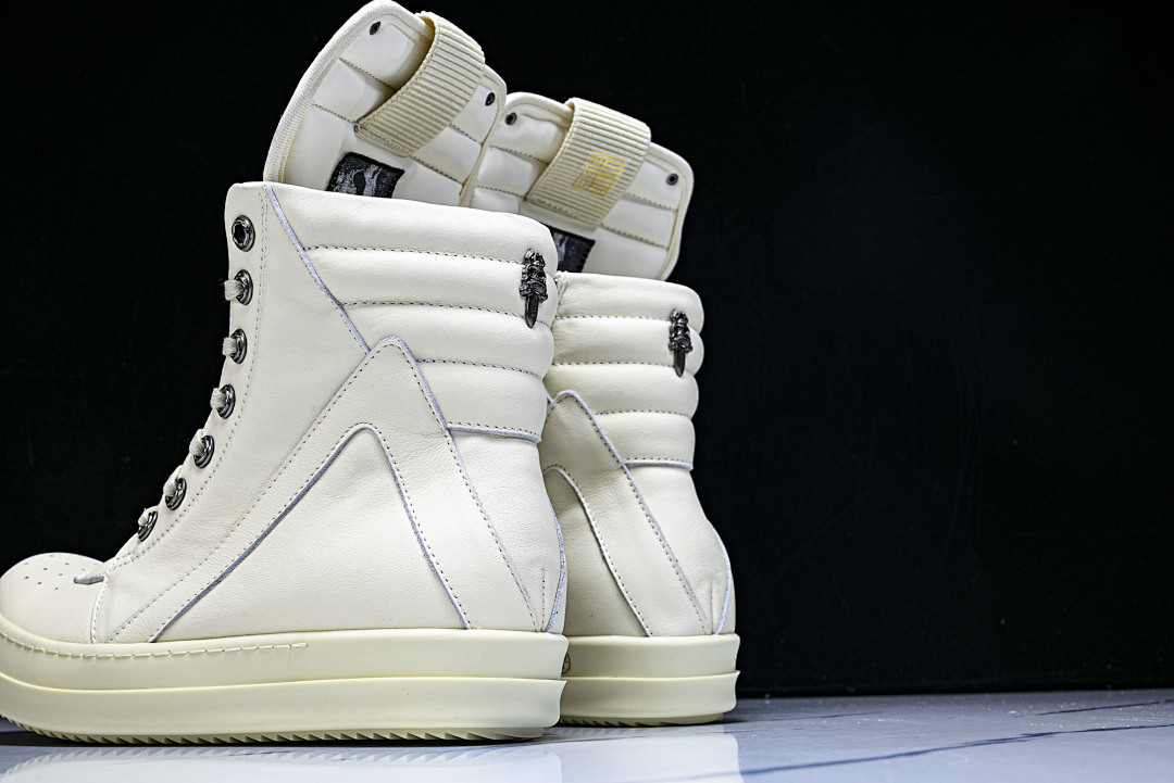 RO Sneakers