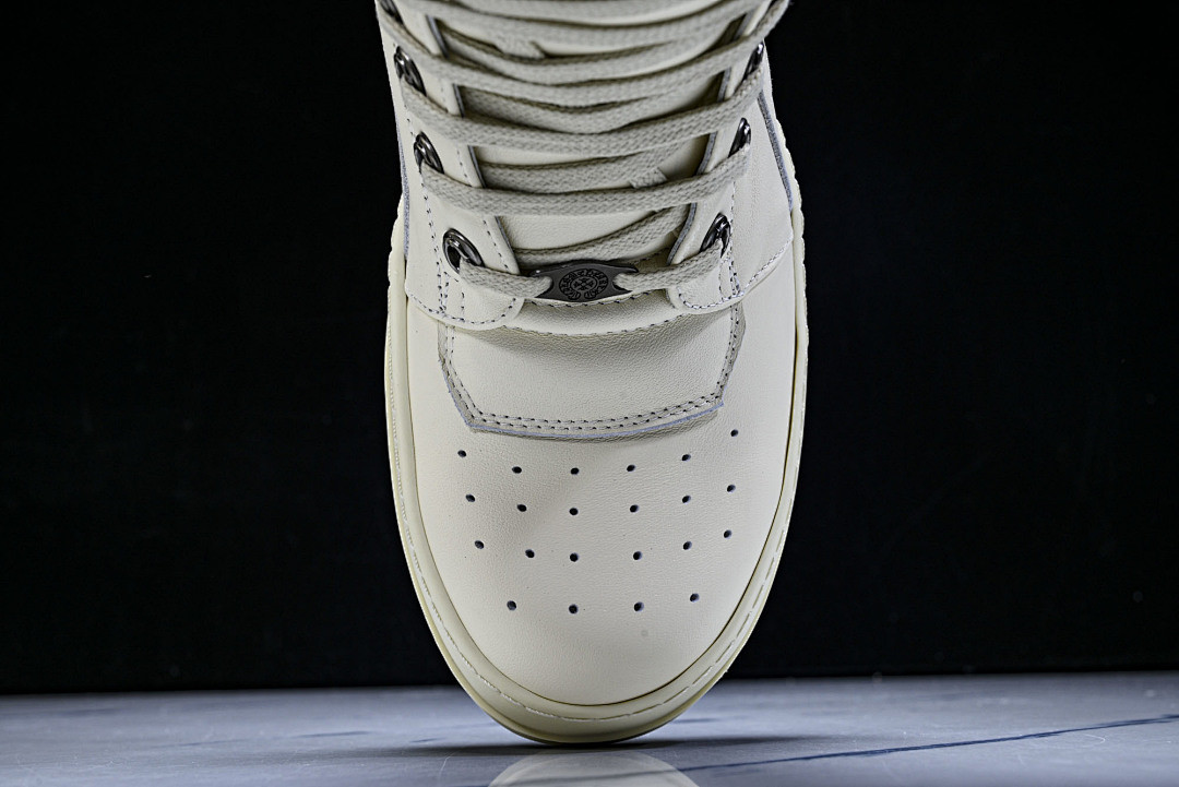 RO Sneakers