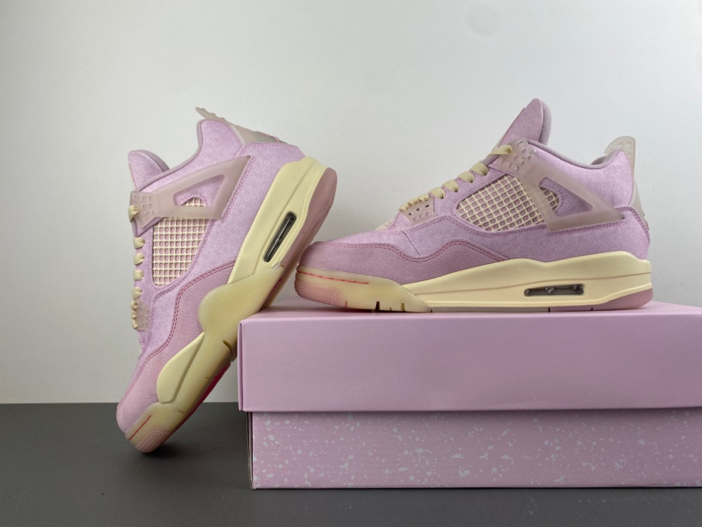 NIKE W AIR JORDAN 4 RETRO TEX 