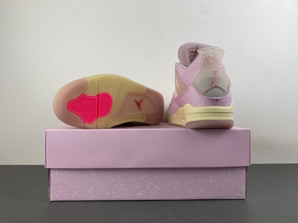 NIKE W AIR JORDAN 4 RETRO TEX 