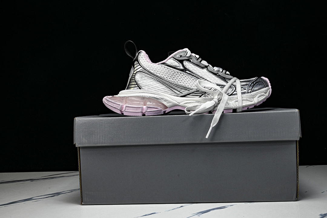 Ba1en*iaga Sneaker 3XL