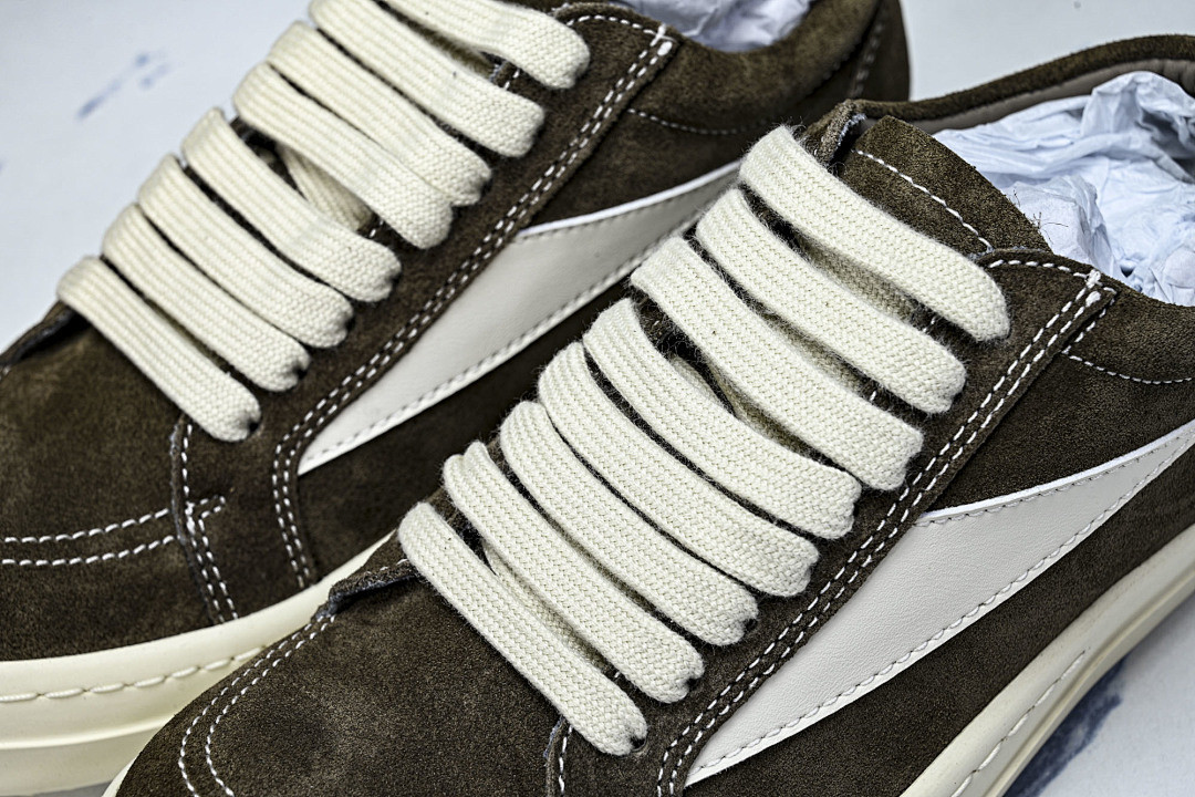 RO Sneakers