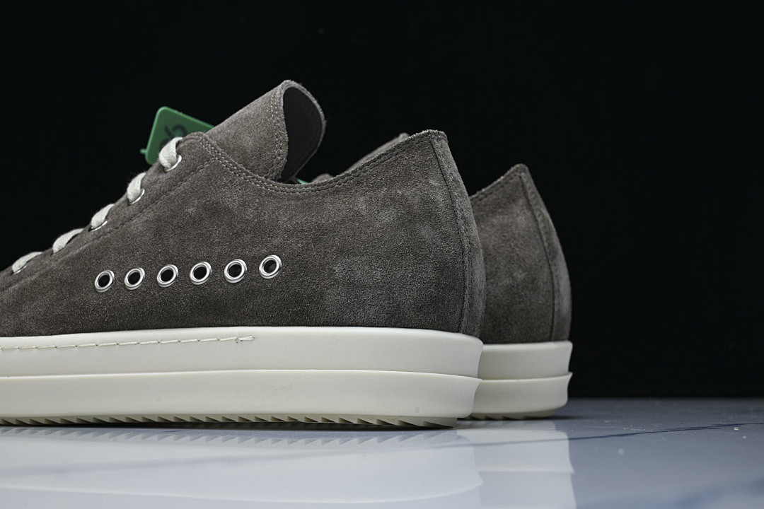 RO Sneakers