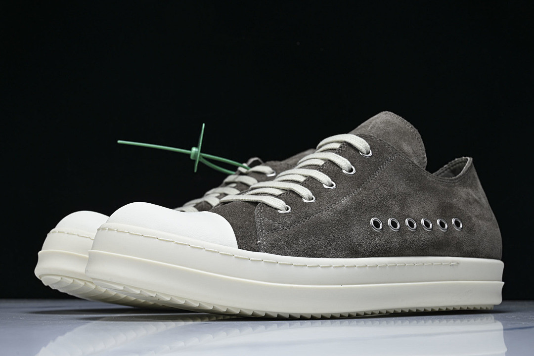 RO Sneakers
