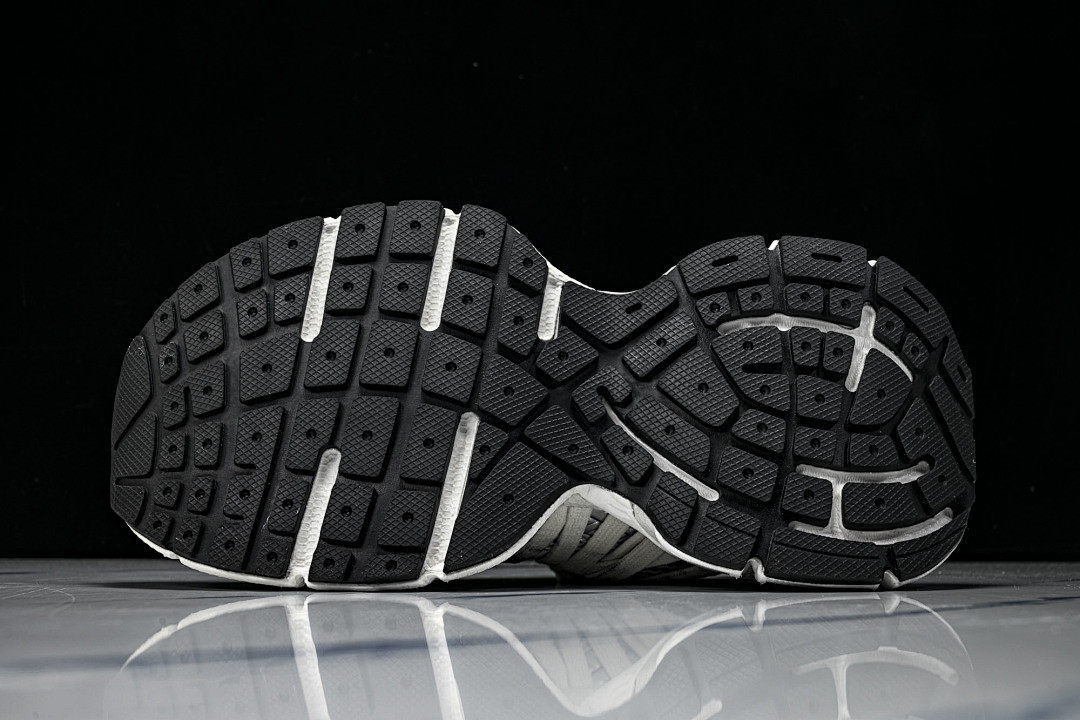 Ba1en*iaga Sneaker 3XL