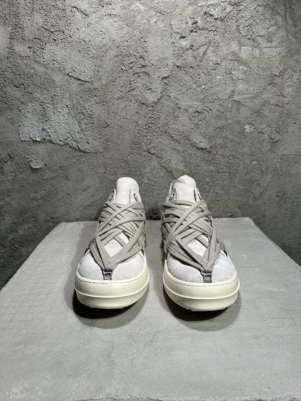RO Sneakers
