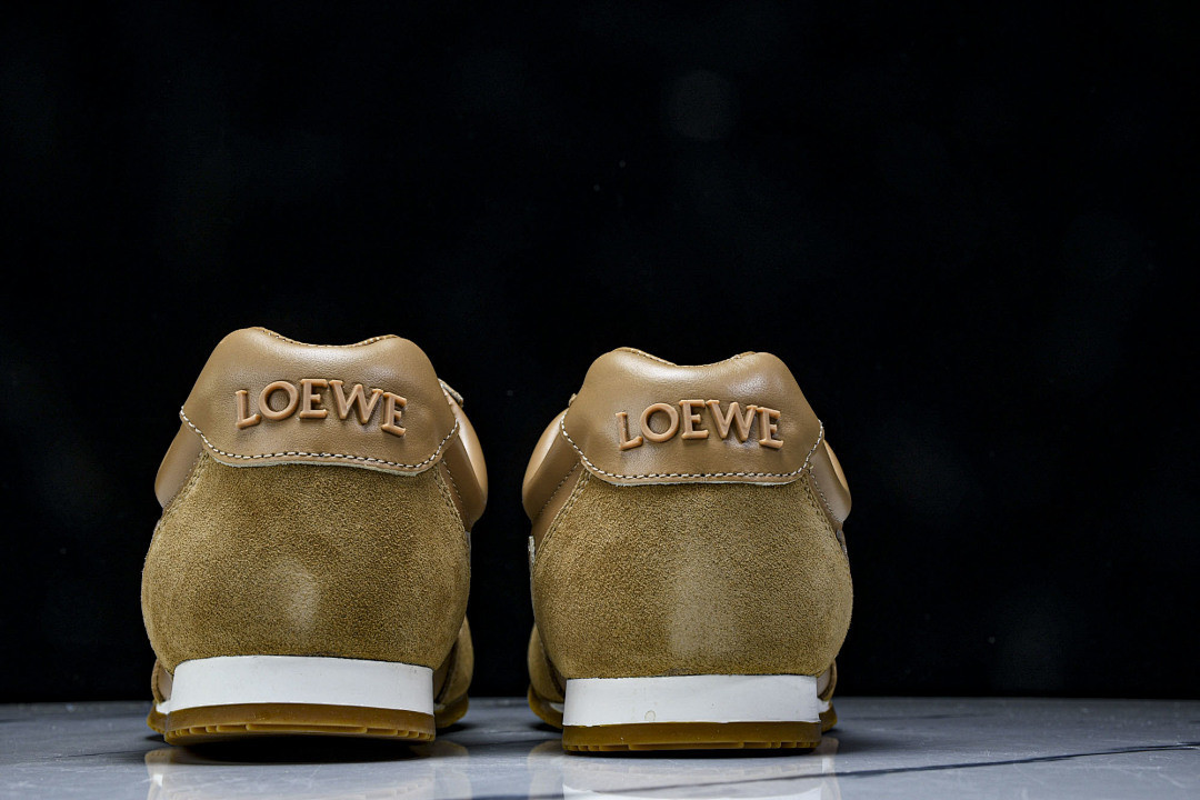 L0ew* SNEAKER