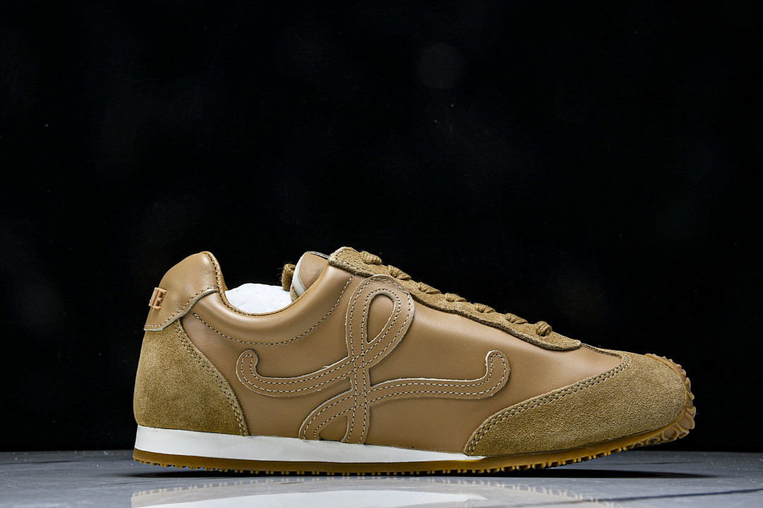 L0ew* SNEAKER