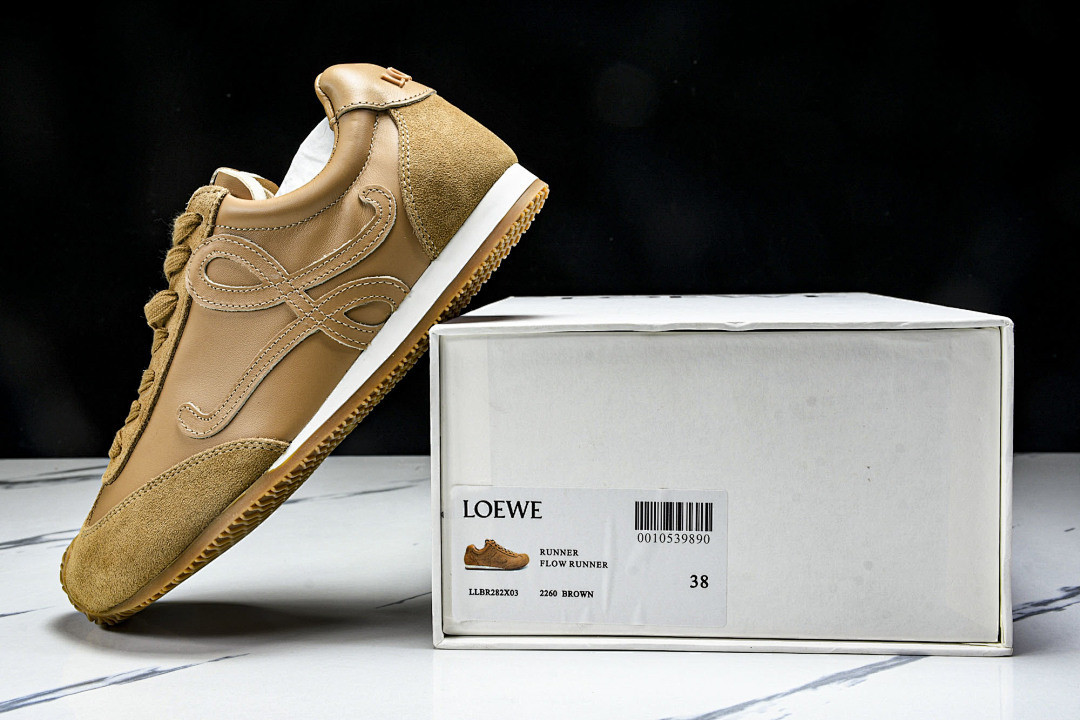 L0ew* SNEAKER