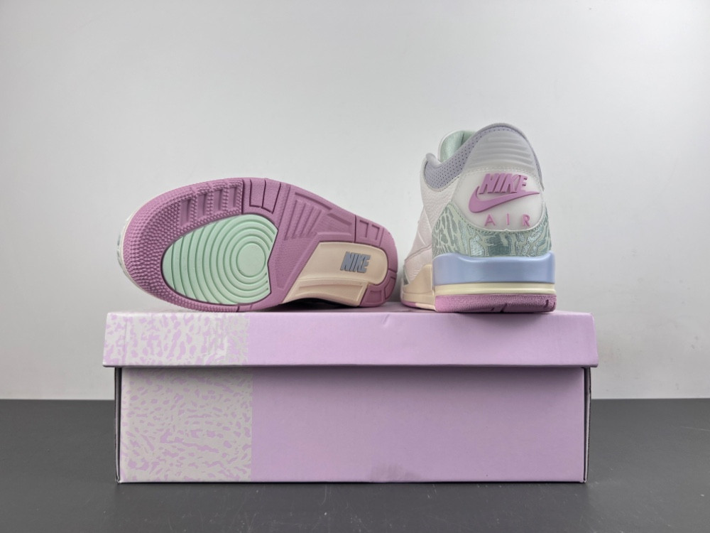Air Jordan 3 Retro OG IF4396-100