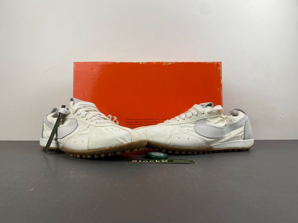 Jacquemus x Nike Jacumoon Shoe HV8547-002