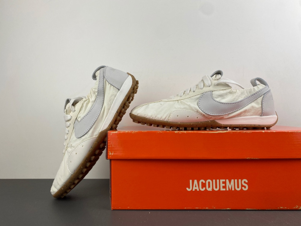 Jacquemus x Nike Jacumoon Shoe HV8547-002