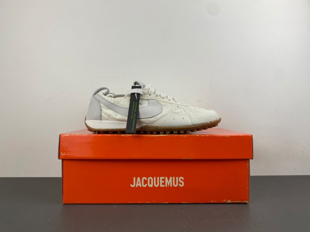 Jacquemus x Nike Jacumoon Shoe HV8547-002