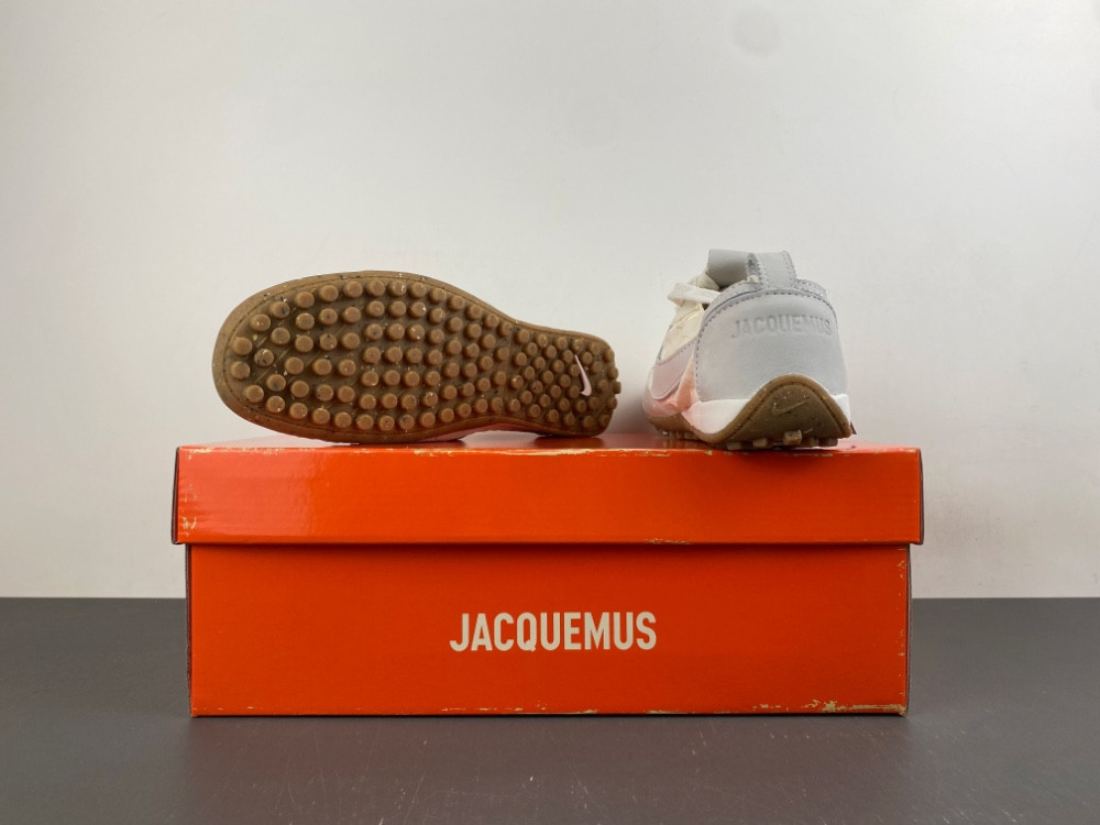Jacquemus x Nike Jacumoon Shoe HV8547-002
