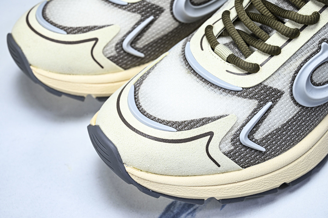 DR B30 Sneaker