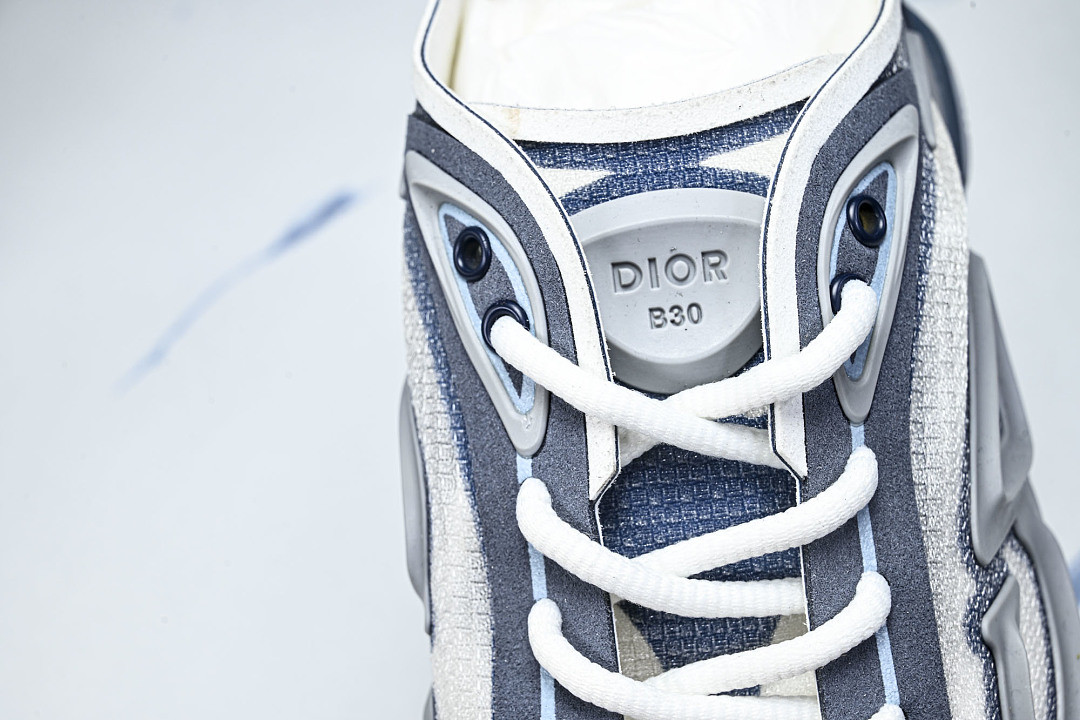 DR B30 Sneaker