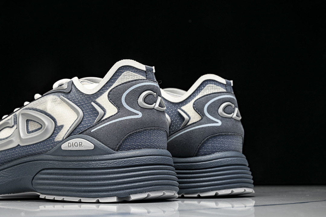 DR B30 Sneaker