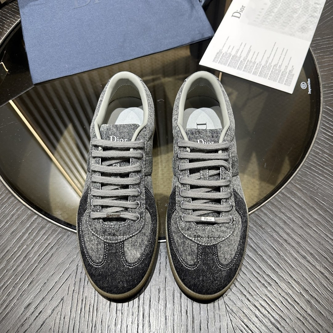 DR B01 Sneaker