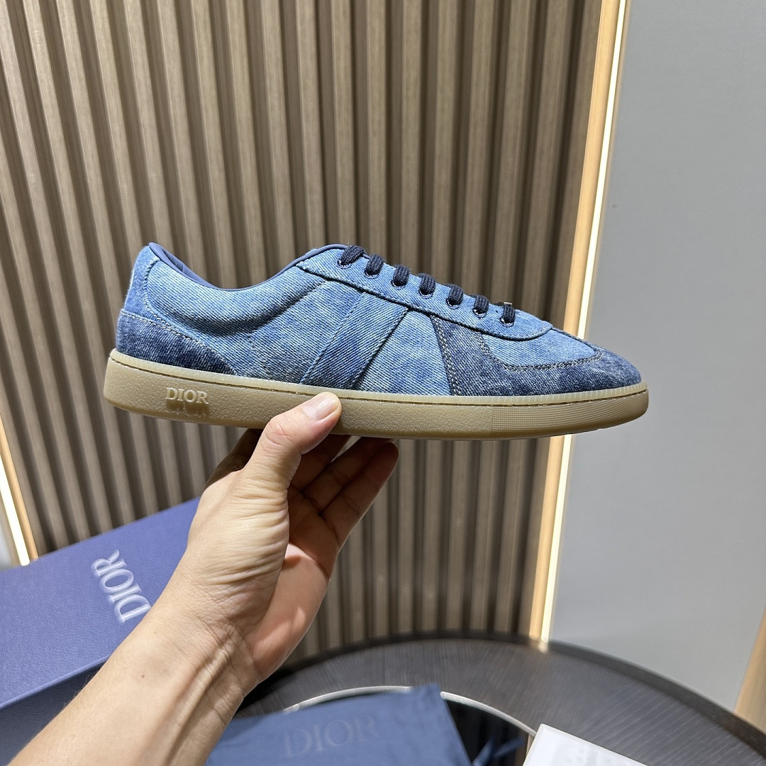 DR B01 Sneaker