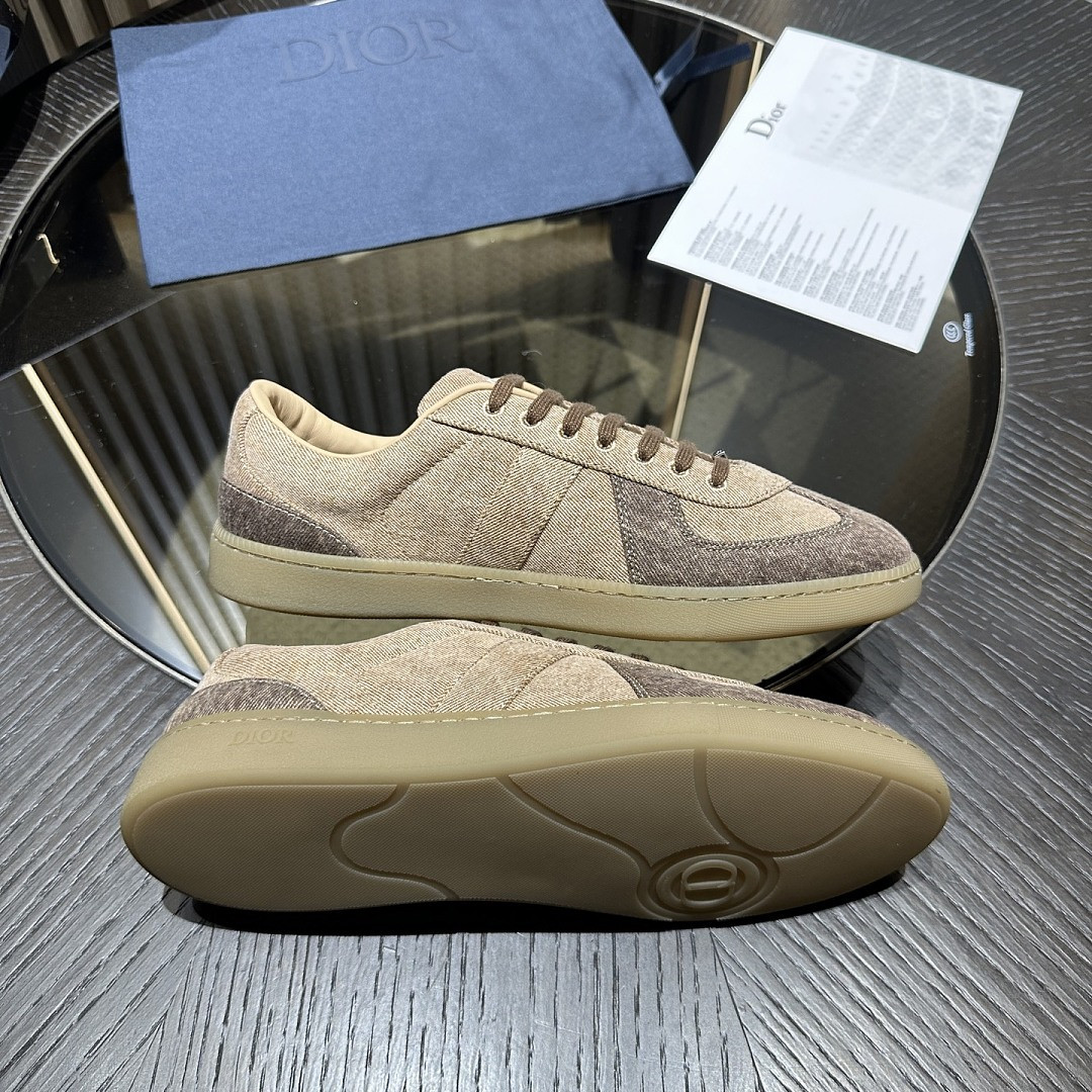 DR B01 Sneaker