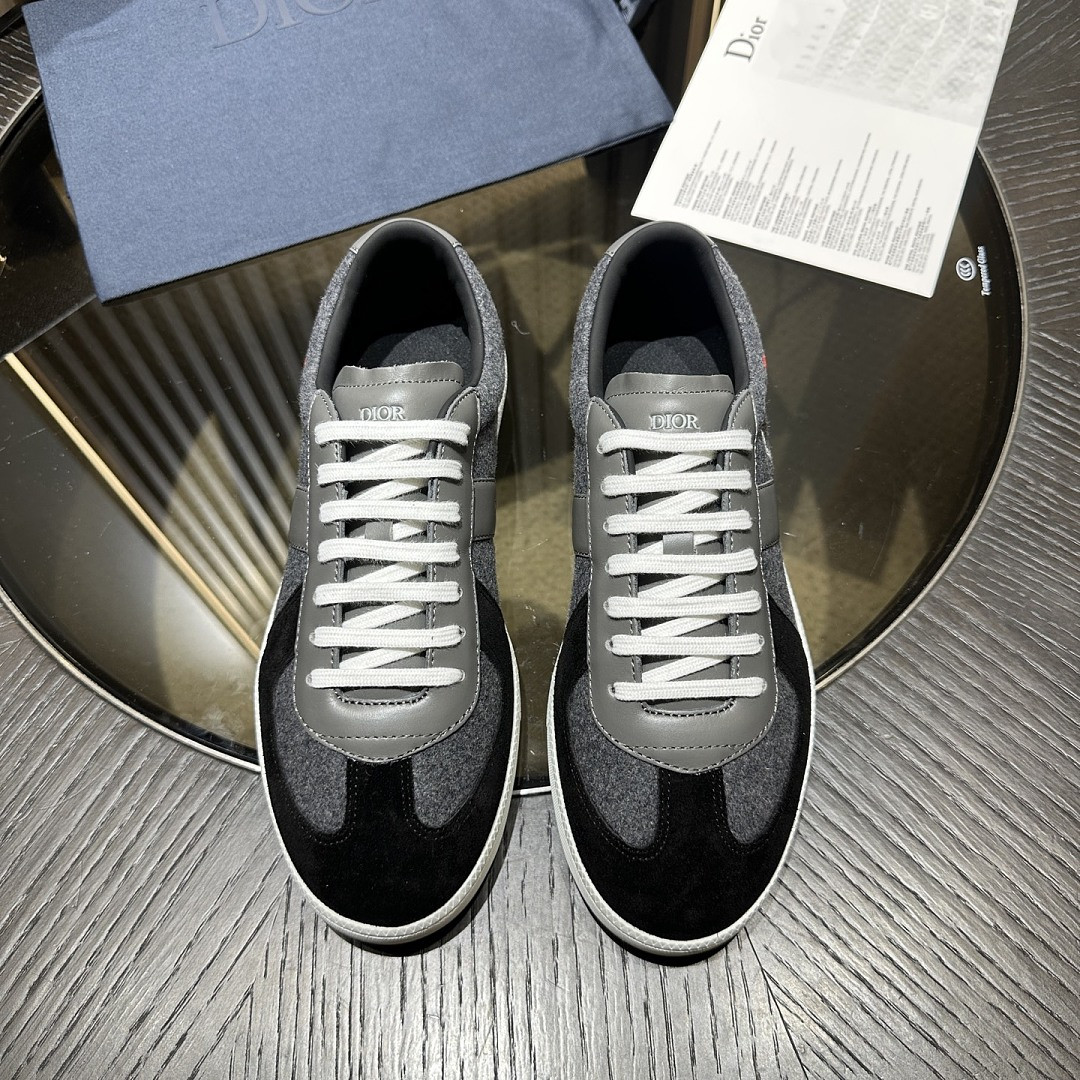 DR B01 Sneaker