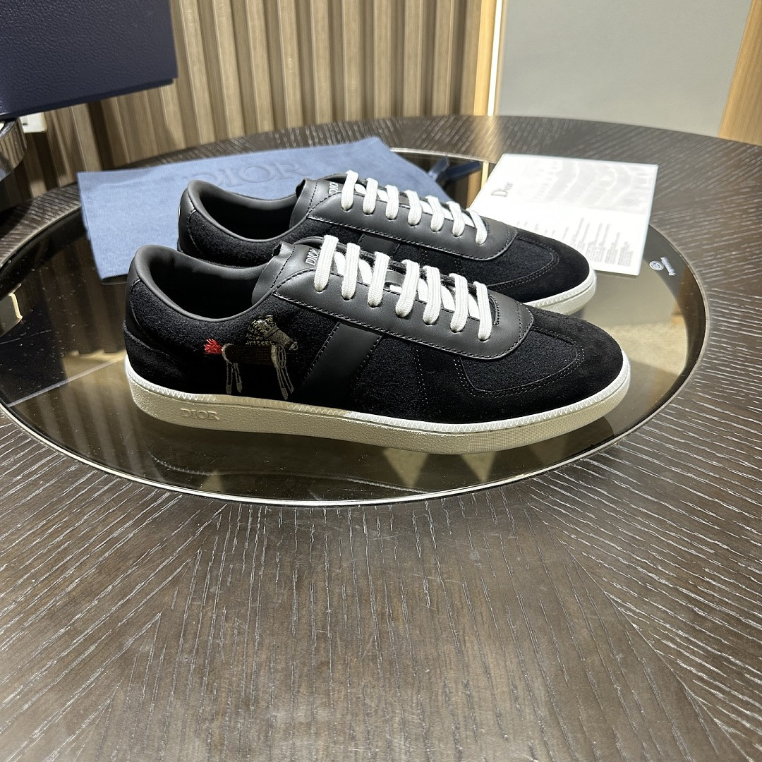 DR B01 Sneaker