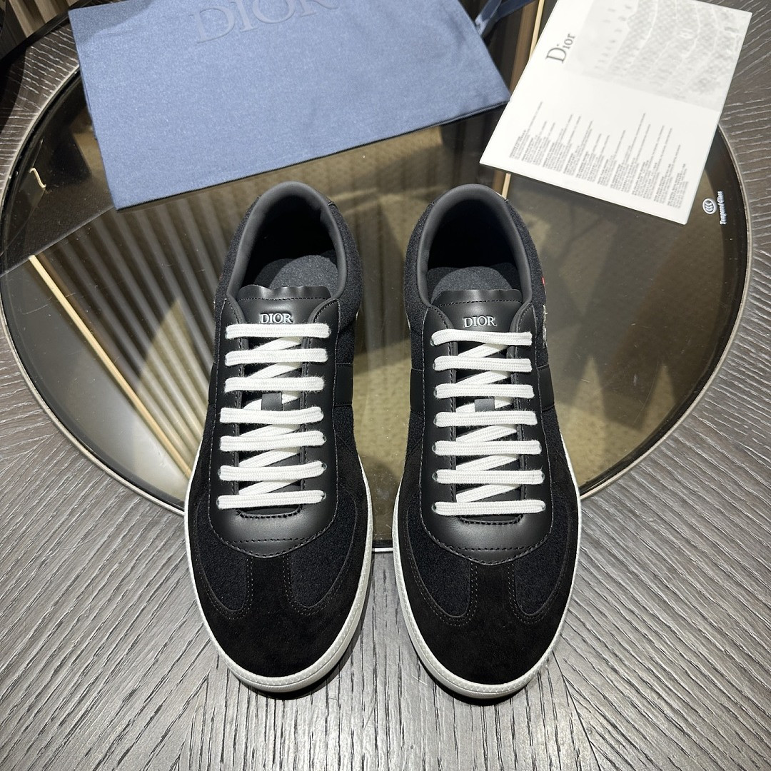 DR B01 Sneaker