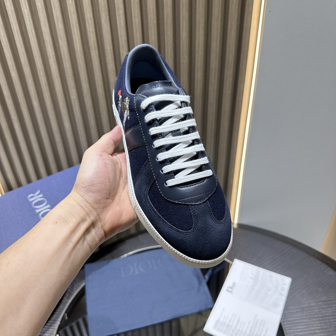 DR B01 Sneaker