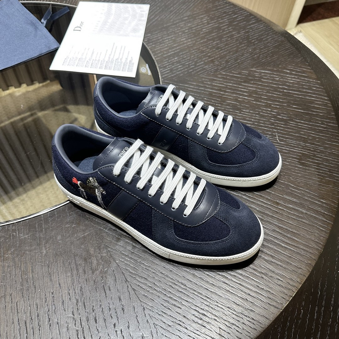 DR B01 Sneaker