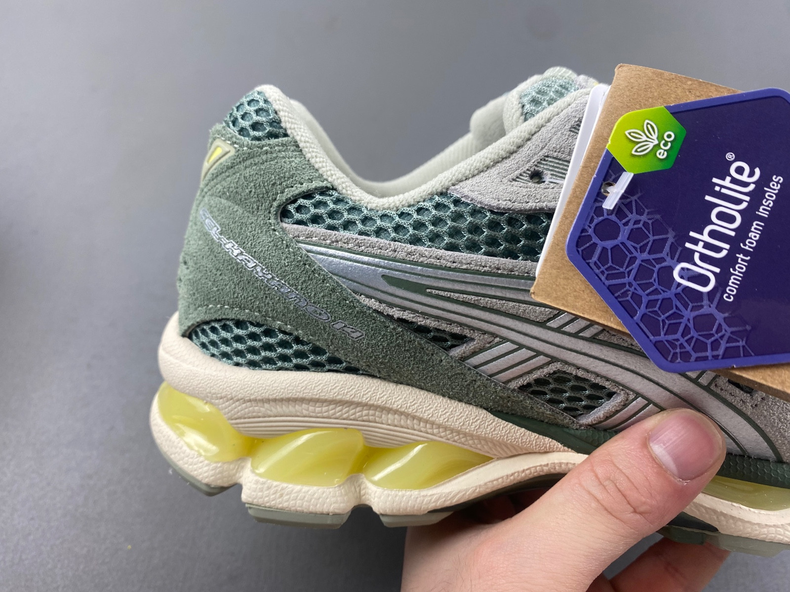 As*ic*s gel-kayano 14 1201a019-026