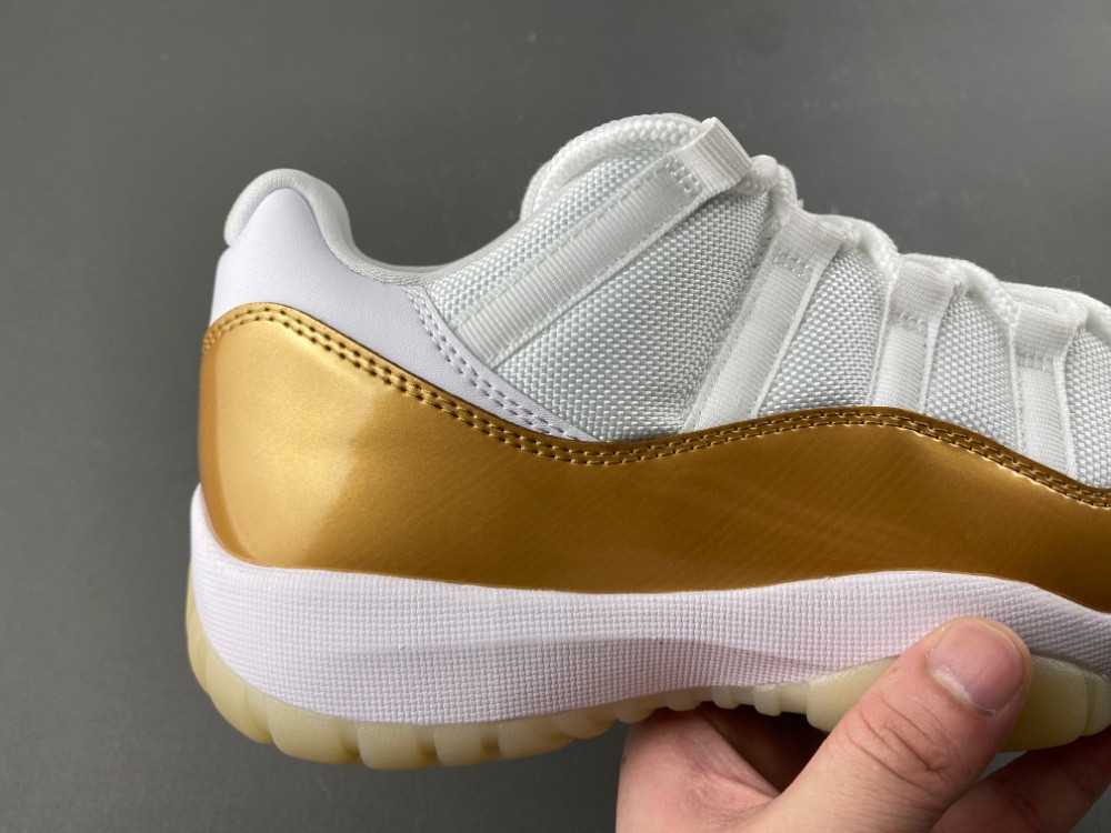 Air Jordan 11 Low “Mother’s Day” AH7860-102