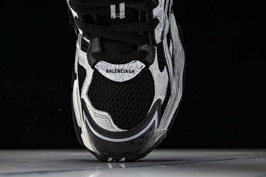 Ba1en*iaga Runner W3RB2-9010