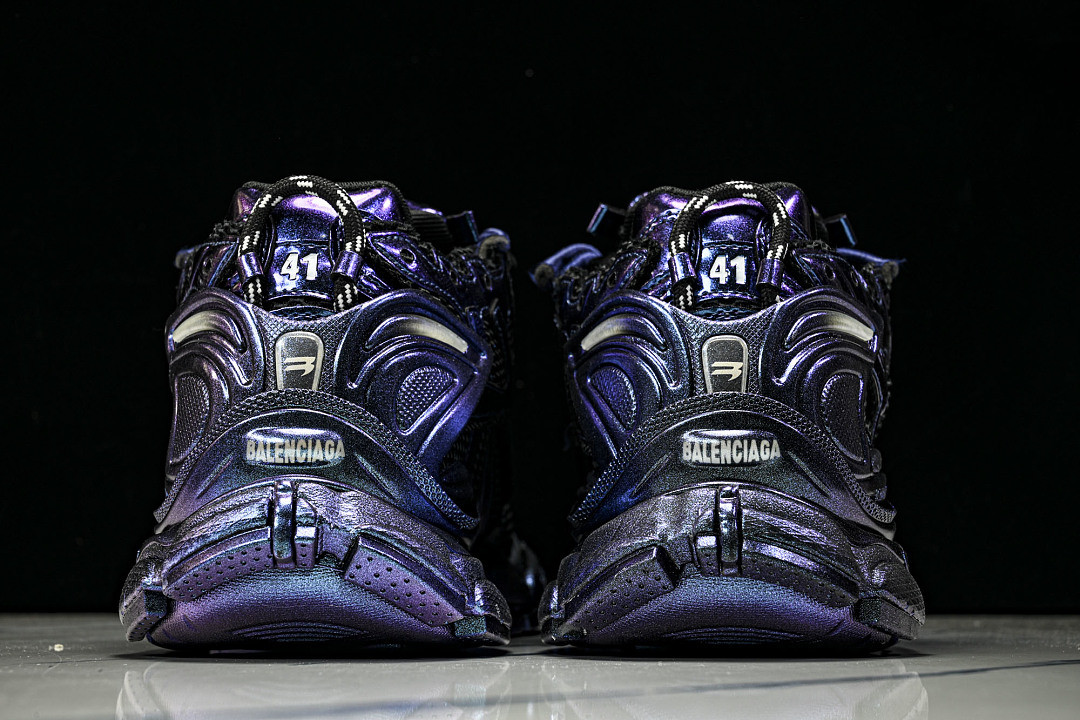 Ba1en*iaga Runner WRNBT-4000