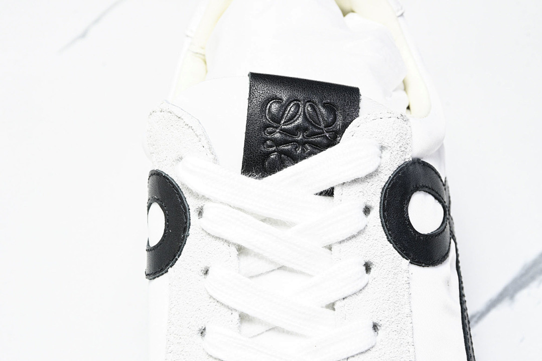 L0ew* SNEAKER