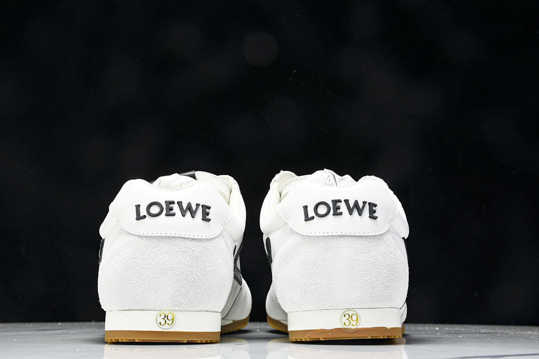 L0ew* SNEAKER